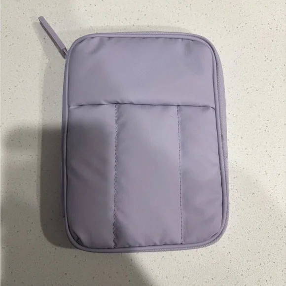 Luka Zip Passport Wallet in Orchid - Picture 4 of 4